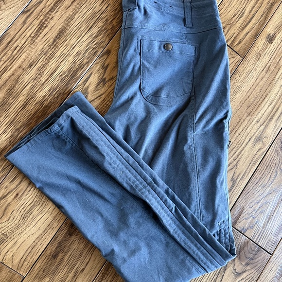 Kuhl woman’s hiking pants size 8 - Picture 1 of 9